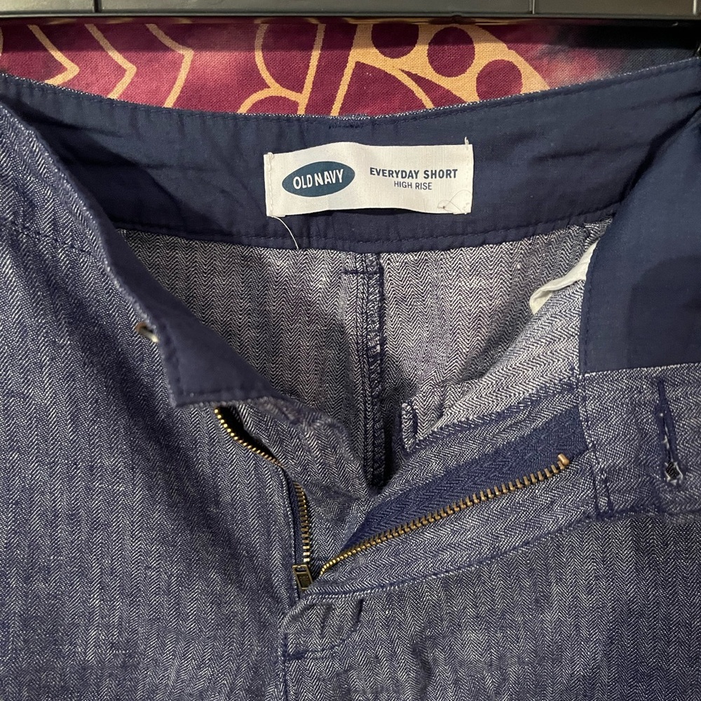 Woman’s Old Navy Denim High Rise Every Day Shorts